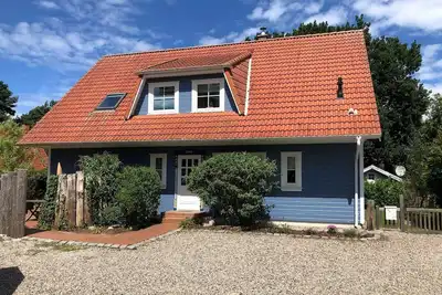 Image de Vacation apartment \"Darßer Smuggler Hus 1\"
