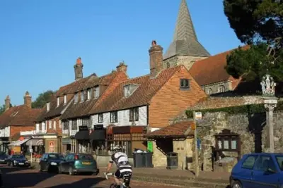 Image de A Delightful character 2 bedroom cottage with enclosed pretty cottage garden