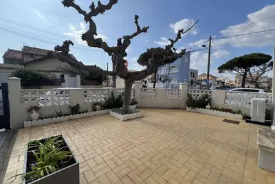 Image de Maison plain-pied climatisée, 3 chambres, proche plage