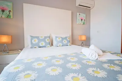 Image de Beachfront apartment with sea view!