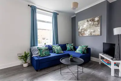 Image de Confort-Vue sur Rue-Maison-Salle de bain privée séparée