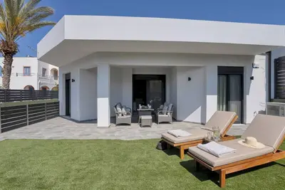 Image de Potame Suite by Estia, Penny with Garden View