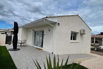 Image de Gite « Le Puech Fario « \nVilla neuve tout confort à la campagne pour couple.