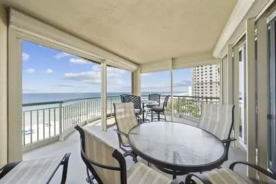Image de Beach Colony: Condo W7d- Assigned Covered Parking!