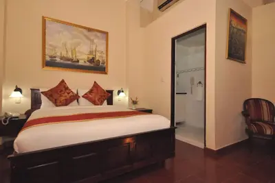 Image de Rooms in the colonial area, colonial hotel