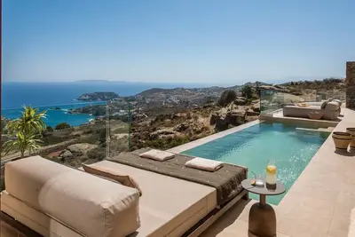 Image de Dazzling Heraklion Villa | Villa Agni Bay | 5 Bedrooms | Panoramic Sea Views | Private Outdoor Heated infinity Pool | Spacious Furnished Terrace with Shaded Outdoor Dining Area | Private Indoor Hot Tub and Sauna | Prime Location | Agia Pelagia
