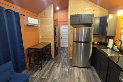 Image de Charming 1-bedroom cabin in Hooks with no cleaning fees!