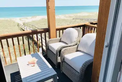 Image de Sea Breeze Beautiful Oceanfront Townhome in Kure