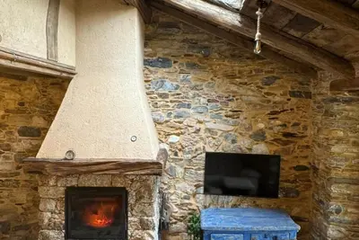 Image de Maison de vacances 'Miradoiro Do Courel' avec vue montagne, jardin privé et balcon