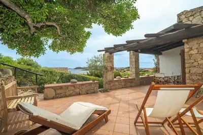 Image de Villa 'Molara' avec vue sur mer, terrasse privée et climatisation