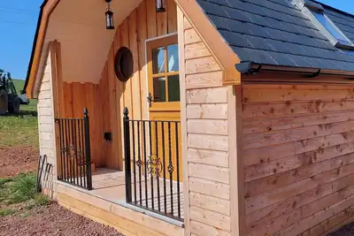 Image de Cosy Countryside Cabin - Sleeps 2, Parking & Farm