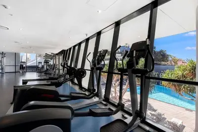 Image de Circle on Cavill Holiday Accommodation One bedroom and study to sleep 4