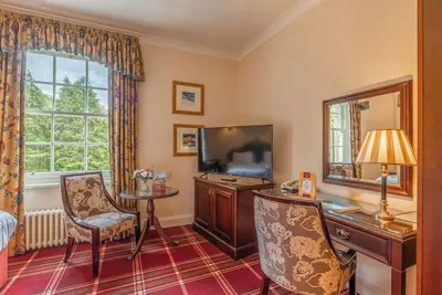 Image de Historic Stay w/ Breathtaking Garden Views | Steps Away from Nairn Beach