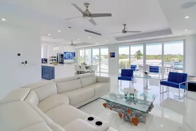 Image de Private Pool & Water Views: Bright Key Largo Home