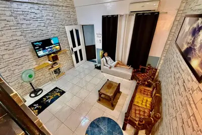 Image de Maison moderne et confortable Axon #B près de la rue piétonne