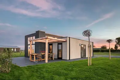 Image de Bungalow moderne et durable entre 2 réserves naturelles