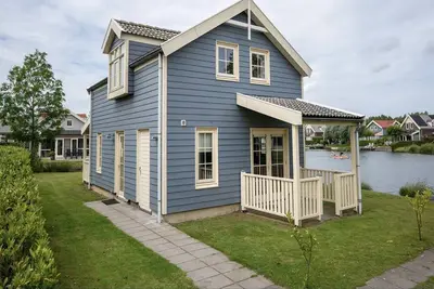 Image de Bungalow en Hollande du Sud avec ponton privé