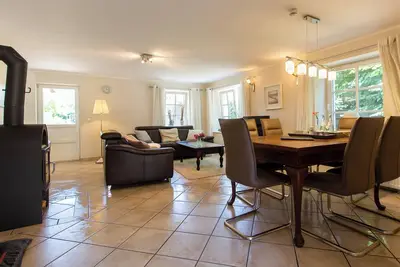 Image de Vacation home \"KĂĽnstlerhaus Rosenthal 01\"