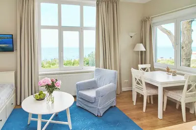 Image de \"Strandkieker\" apartment - sea view, comfort and a pinch of Baltic Sea happiness