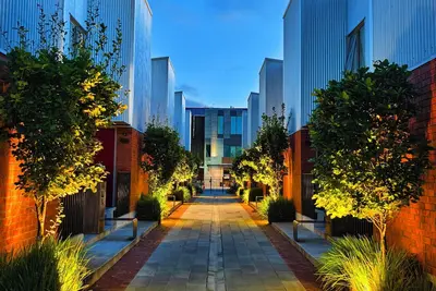 Image de Ski Shuttle Access! 2br Cbd Townhouse by Bus Interchange + Free Parking - JJHome