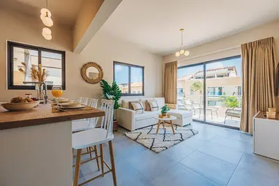 Image de Brand New - Good Vibes Aruba Luxury by Lucha