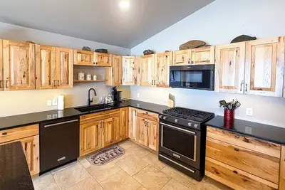 Image de C's Little Acre - Lake Gogebic ~ Newly Renovated!