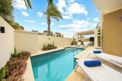 Image de New 3br - 0. 5 Miles to the Beach w/ Private Pool, Gym, Bbq in a Gated Community