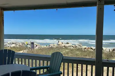 Image de Oceanfront 2 bedroom condo with pool in Carolina Beach