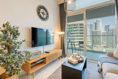 Image de Dubai Canal and City Views 1br with Balcony Near Park, Reva Residences