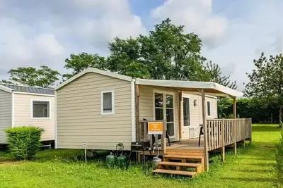 Image de Mobil-home | Comfort Xl | 2 Ch. | 4 pers. | Terrasse surélevée | A/C | Tv