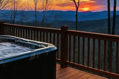 Image de Unwind Cabin- Hot Tub, Sauna, Views & Game Room! Minutes to Hatley PointSki