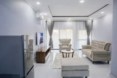 The Kwasu Apartments. Relaxing Garden Mountain Views Ka-1