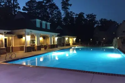 Image de 2br Townhome, Sleeps 6, 4th of July in Historic Williamsburg! 7-Nights, 6/28-7/5