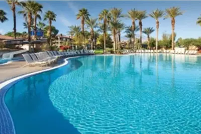Image de Coachella 2nd weekend Marriott shadow ridge Thursday/Monday Resort