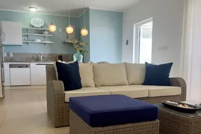 Image de Beyond the Blue\nCharming Top Floor 2 Bedroom\/2 Bath located in Hato