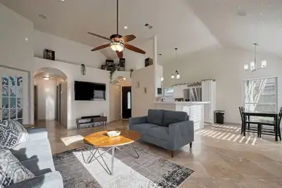 Image de Peaceful 3Bd home in Spring, Tx with a peaceful vibe!