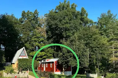 Image de Entire cabin 1 bedroom, 1 sofa bed