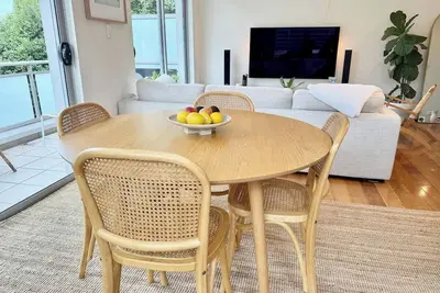 Image de Cascata - Modern 2 Br 2 Bath Apartment + parking