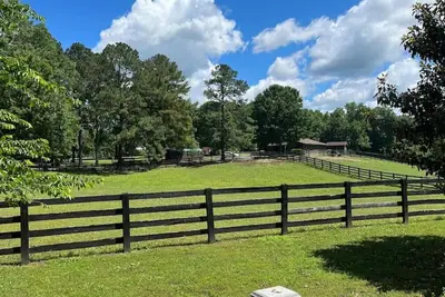 Image de Private Cottage on Horse Farm in Williamsburg!