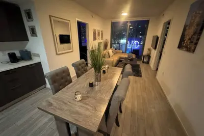 Image de Stunning Ocean View 2-Bedroom, 2-Bathroom Luxury Condo in Downtown Miami