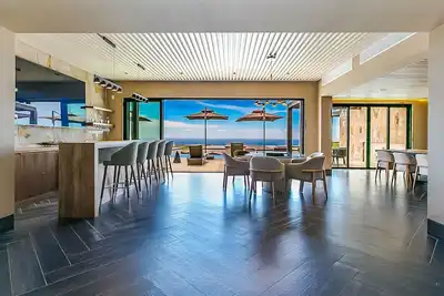 Image de Luxury 5 Bed Home Private Pool - Quivira Golf Club