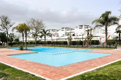 Image de 3 Bedroom Apartment on Golf Resort with Pool