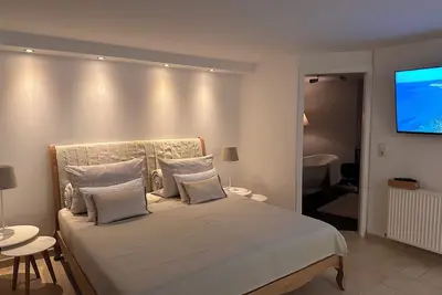 Image de Wellness apartment with sauna and fireplace near Hamelin