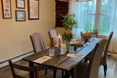 Image de 4-bedroom house in charming Southwest Harbor with short walk to Seawall