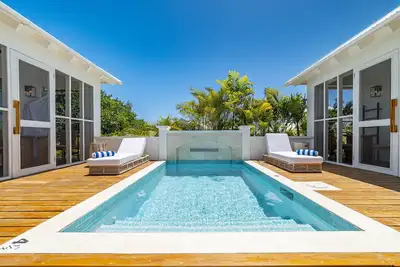 Image de Endless Summer + Pool Club at Mahogany Bay -Unit C