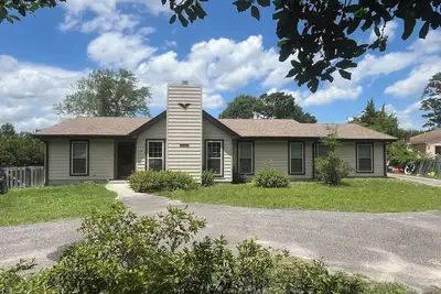 Image de Charming 4-bedroom house with Ac, WiFi in welcoming Southport