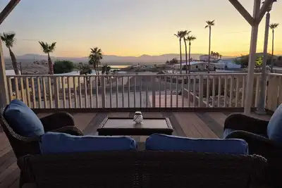 Image de Spacious 4-bedroom house with Ac, WiFi in wonderful Golden Shores