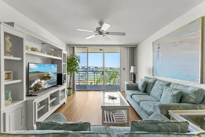Image de Bahia Vista Top Floor Bay Front 2 Bedroom