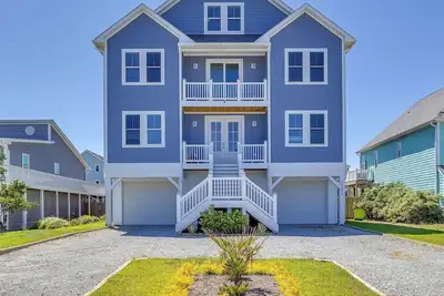 Image de Brand New Oceanview 8bed/7. 5 bath Hot Tub