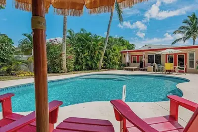 Image de Your own Tropical Oasis with a fabulous pool 1 min from the beach